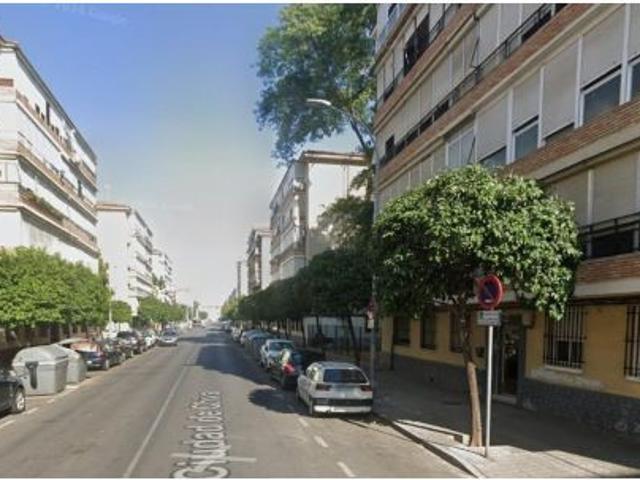 PISO EN SEVILLA