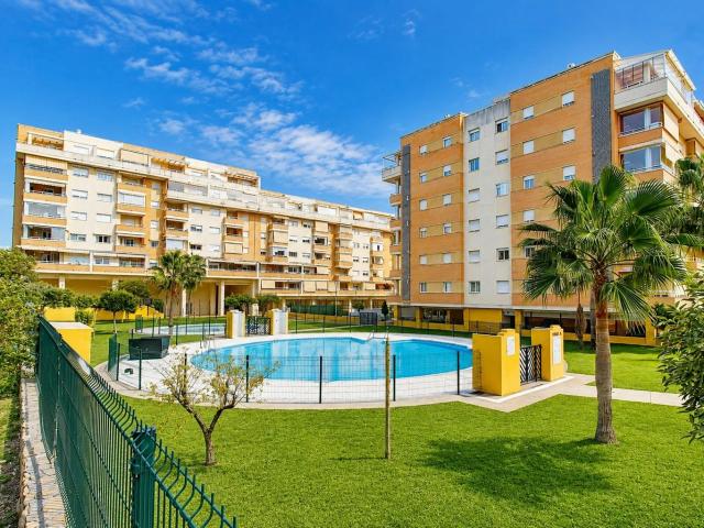 PISO EN TEATINOS PARA VIVIENDA HABITUAL