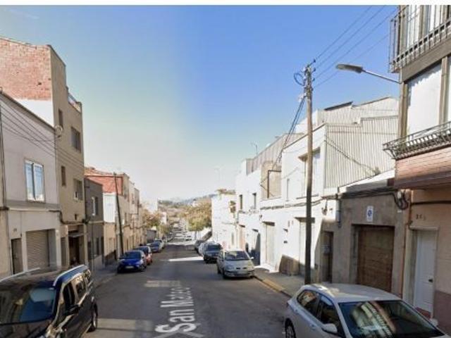PISO EN TERRASSA
