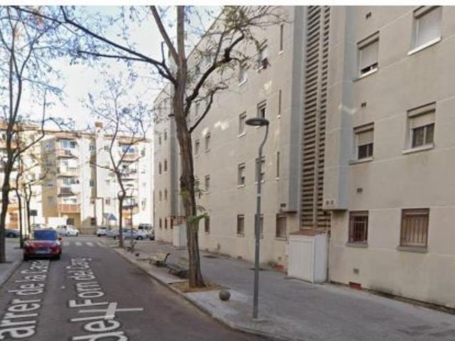 PISO EN TERRASSA