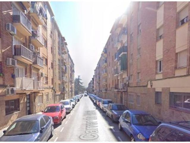 PISO EN TERRASSA