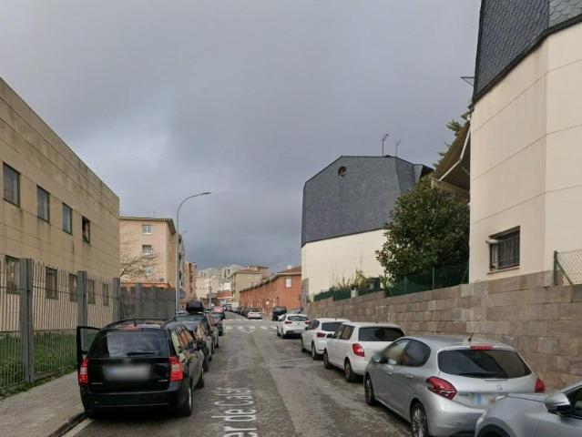 PISO EN TERRASSA