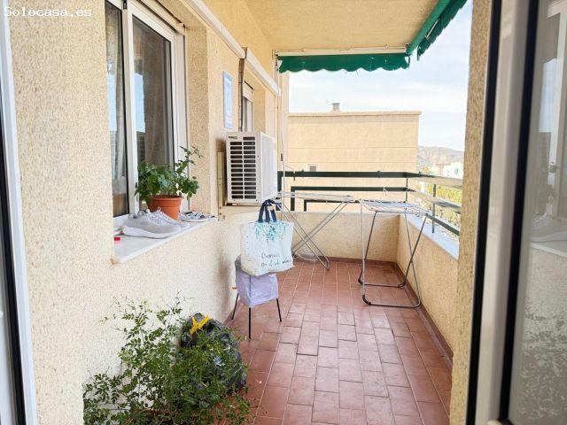 PISO EN URBANIZACION PARQUESOL DE 4 DORMITORIOS SALE A LA VENTA¡