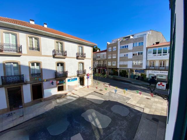 Piso en venta. Noia