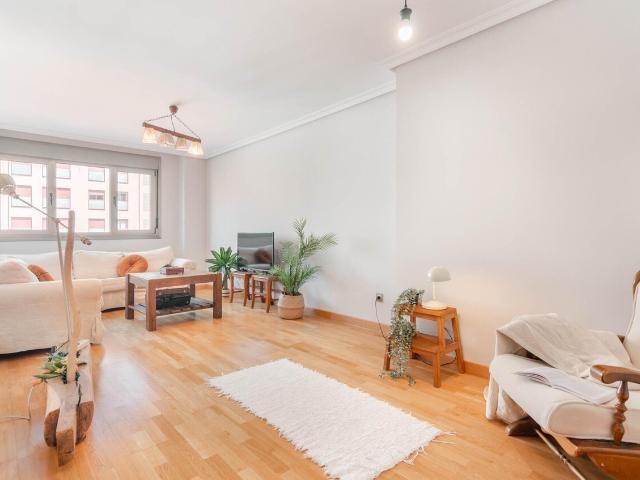 Piso en venta, Oviedo, Asturias