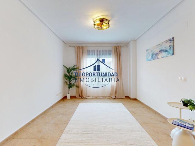 Piso en venta a estrenar con piscina y jardín en Cabezo de Torres