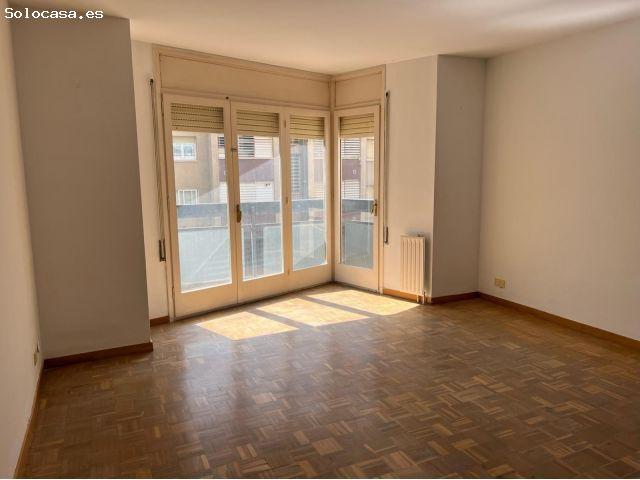 Piso en venta a Valls con 4 habitaciones, 2 baños, ascensor y possibilidad de financiacion al 100%