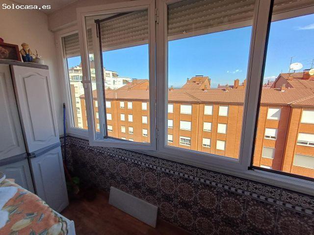 Piso en venta adaptado en el Polígono 58, junto al Paseo de Salamanca
