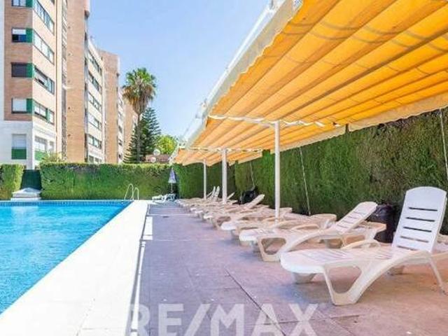 Piso en venta ALCALDE LUIS URUÑUELA Sevilla