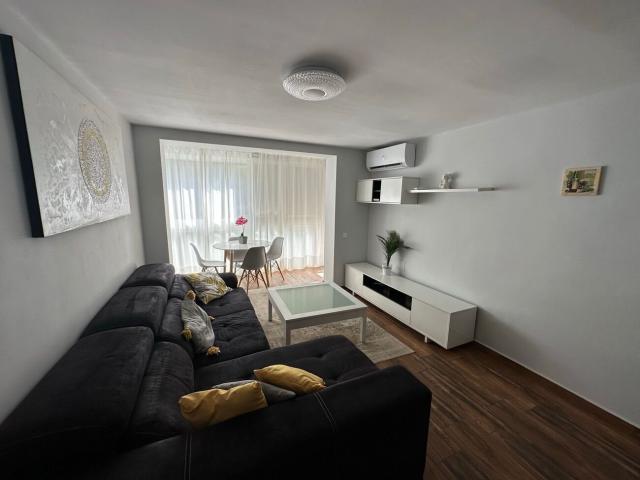 ? Piso en venta – Alicante, Calle Río Seco ?☀️Amplio piso en. 0m² Alacant