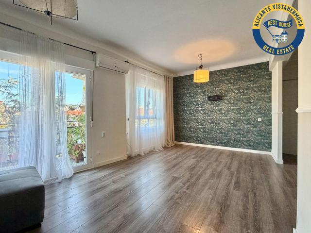 Piso en venta. Alicante