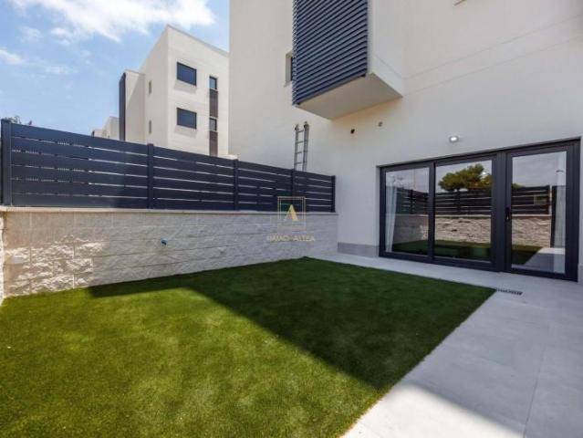 Piso en venta Alicante