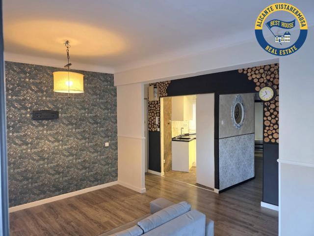 Piso en venta. Alicante