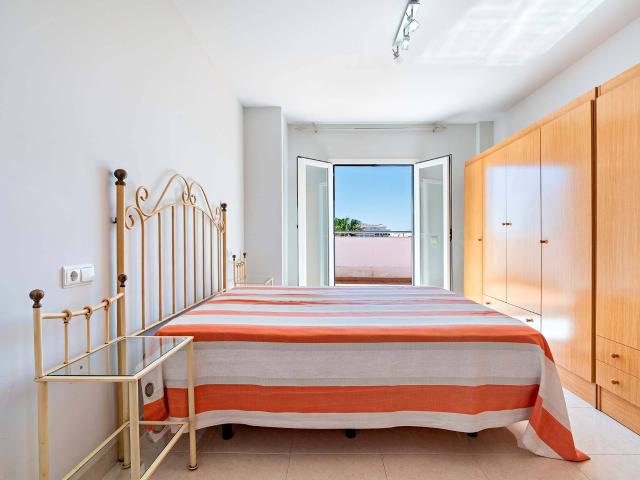 Piso en venta. Almerimar