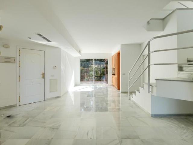 Piso en venta Benahavís