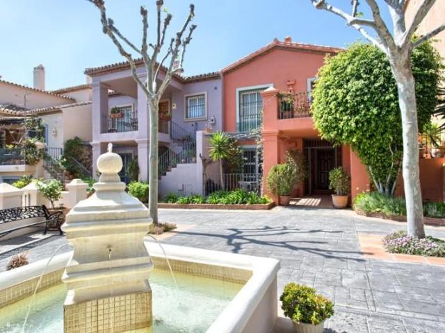 Piso en venta Benahavís