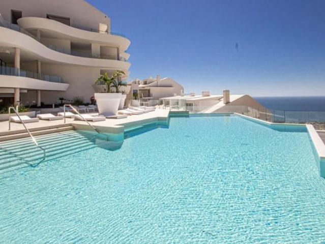 Piso en venta Benalmádena