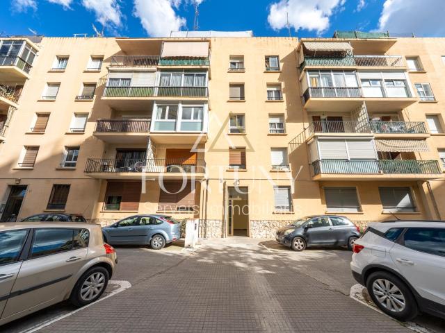 Piso en venta Calle Robert d'Aguilo, Reus