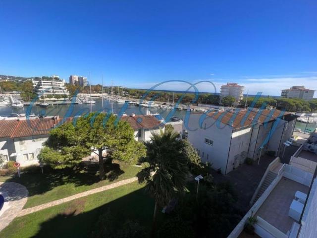 Piso en venta Castell Platja d'Aro
