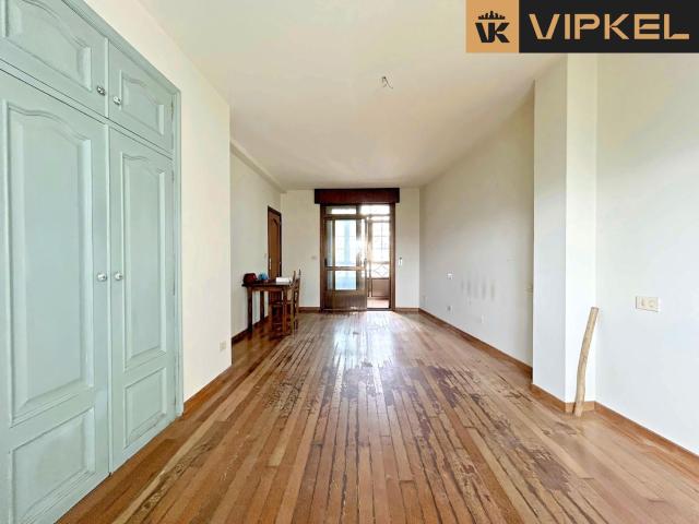 Piso en venta con 453 m2, en Paleo Carral