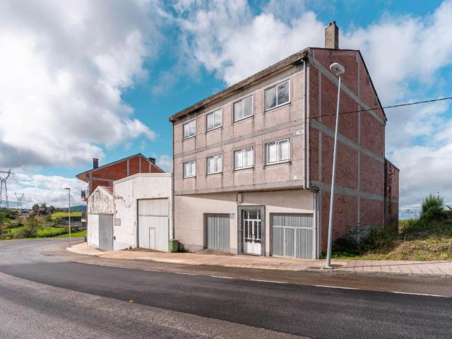 Piso en venta con 534 m2, 3 dormitorios en A Fonsagrada Población A Fonsagrada, A fonsagrada