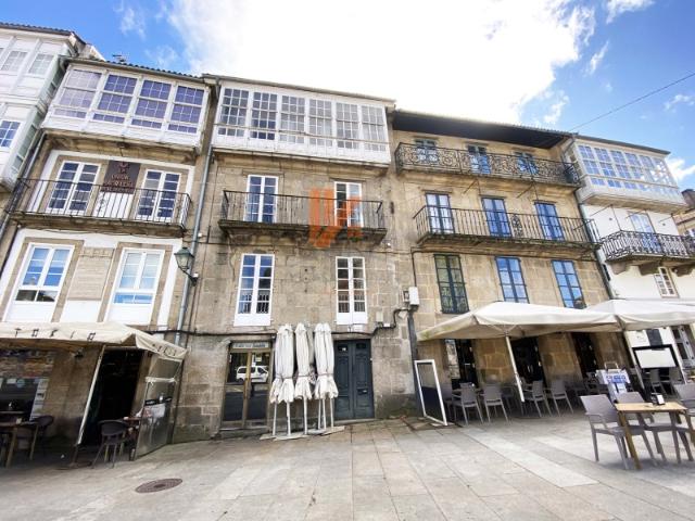 Piso en venta con 65 m2, 2 dormitorios en San Lazaro Santiago de Compostela, Casco Histórico