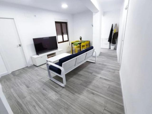 Piso en venta con 65 m2, 3 dormitorios en El Entrego San Martín del Rey Aurelio