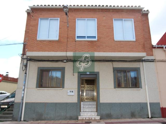 Piso en venta con 75 m2, 3 dormitorios en Benavente, Benavente