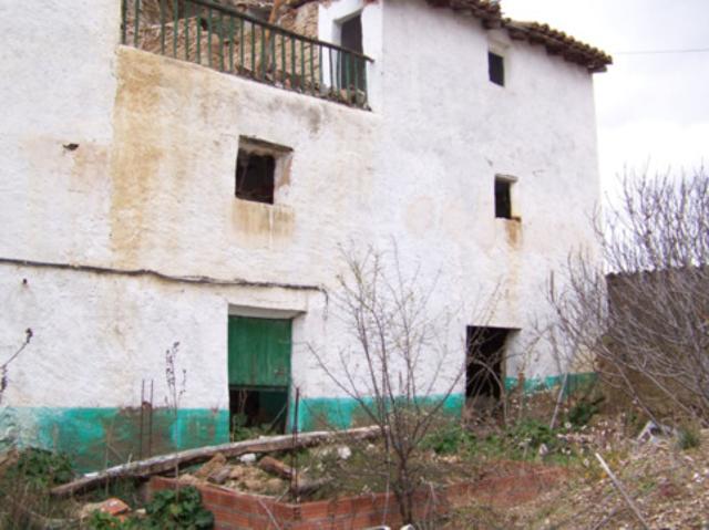 Piso en venta con 85 m2, 3 dormitorios en Terrer