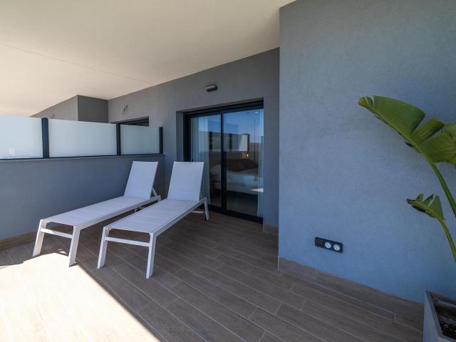 Piso en venta con 97 m2, 3 dormitorios en Gran Alacant Santa Pola