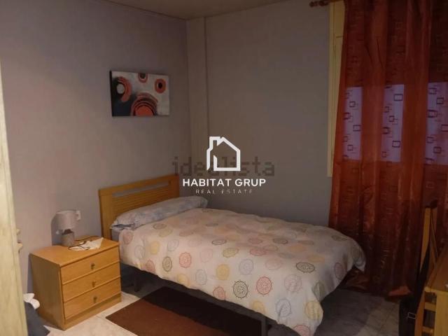 Piso en venta con 94 m2, 4 dormitorios en Montilivi Girona