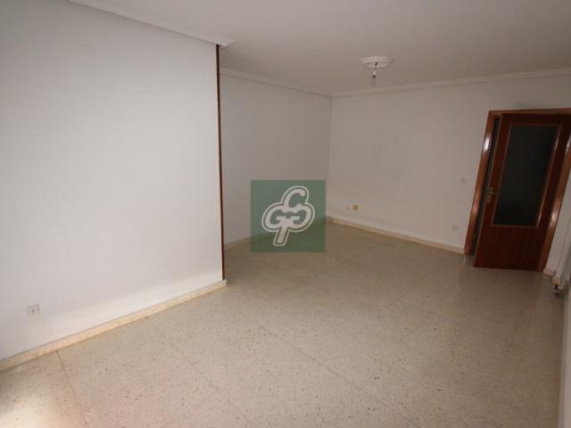 Piso en venta con 104 m2, 3 dormitorios en Benavente, Benavente