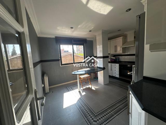 Piso en venta con 119 m2, 3 dormitorios en Requena Población Requena