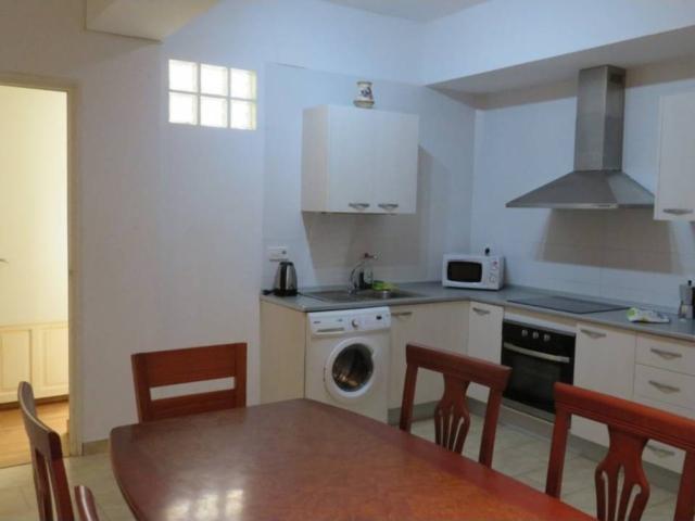 Piso en venta con 140 m2, 5 dormitorios en Centro Alicante