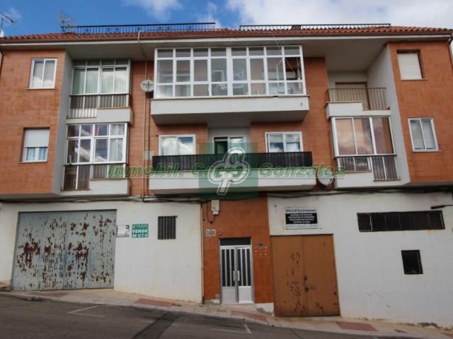 Piso en venta con 148 m2, 4 dormitorios en Benavente, Benavente