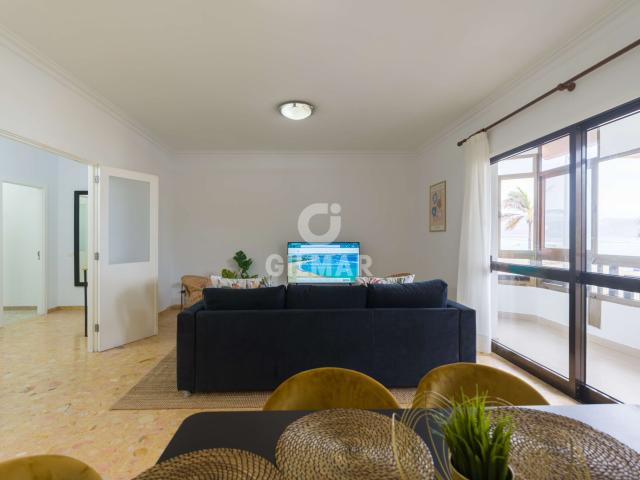 Piso en venta con 160 m2, 3 dormitorios en Distrito Puerto Canteras Las Palmas G. Canaria Capital