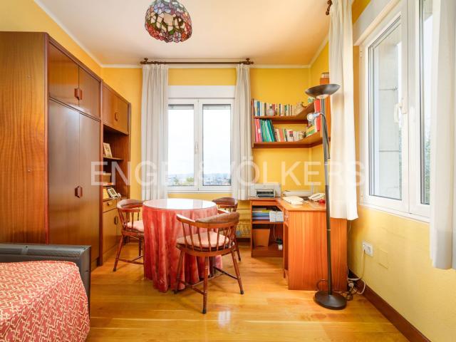 Piso en venta con 212 m2, 5 dormitorios en Centro Oviedo Capital