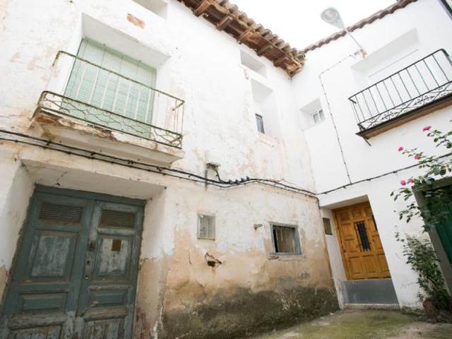 Piso en venta con 281 m2, 5 dormitorios en Valtorres
