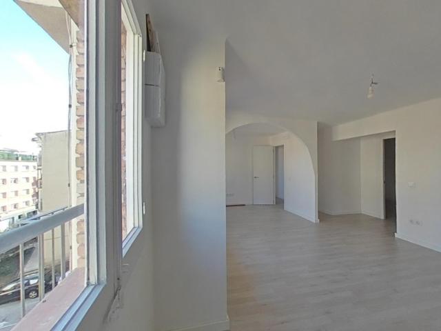 Piso en venta con inquilino – Carrer Francesc Cots – Manresa 08242