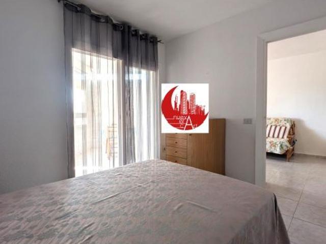 ¡Piso en Venta de 1 dormitorio con vistas al mar en Playa Honda!