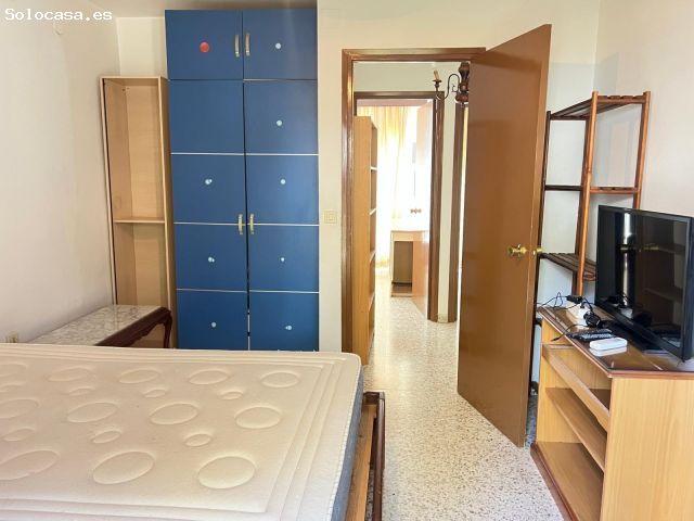 Piso en Venta de 3 Dormitorios en Antequera Oportunidad Única