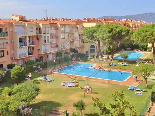 Piso en Venta en Muga Gran Reserva Badia