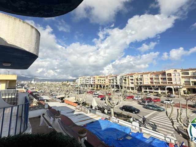Piso en Venta en Muga Gran Reserva Badia