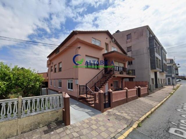Piso en Venta en Mugardos La Coruña