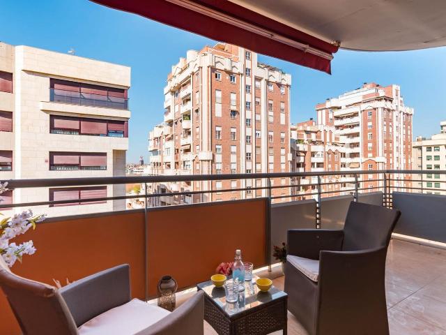 Piso en venta en Murcia, Vistalegre. Amplio piso con terraza en Avenida Europa Comodidad y Estilo a Tu Alcance. Pisos.
