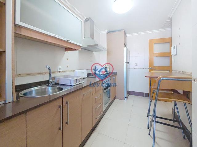 Piso en venta en Murcia, Beniaján. Piso en el centro de Beniaján con garaje independiente y gran trastero de 36 m2. Pisos.