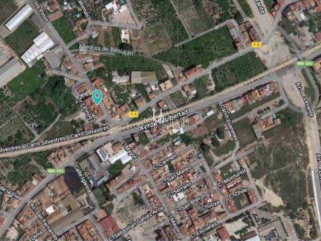 Piso en venta en Murcia, Los Dolores. Amplio piso con garaje y trastero. Pisos.