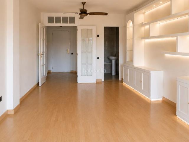 Piso en venta en Murcia, Santa Maria de Gracia. Piso de 4 dormitorios en Juan Carlos I. Pisos.