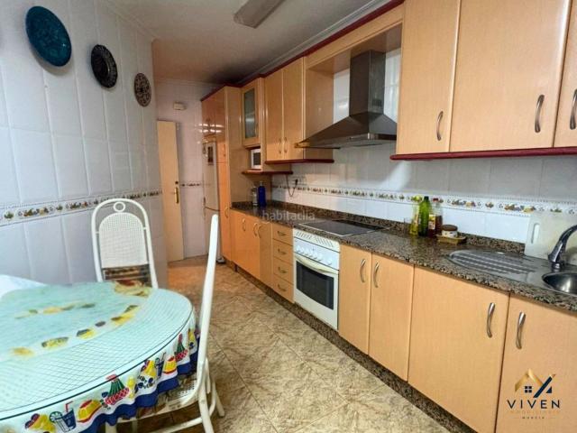 Piso en venta en Murcia, San Antón. Espaciosa vivienda exterior con excelente ubicación en el centro de Murcia. Pisos.