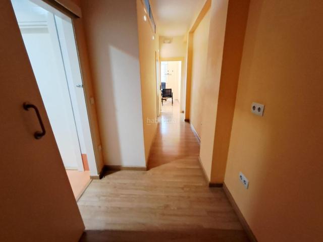 Piso en venta en Murcia, San Miguel. Se vende precioso apartamento de 55 m2 útiles en pleno centro de Murcia, ubicado en una primera planta. Pisos.